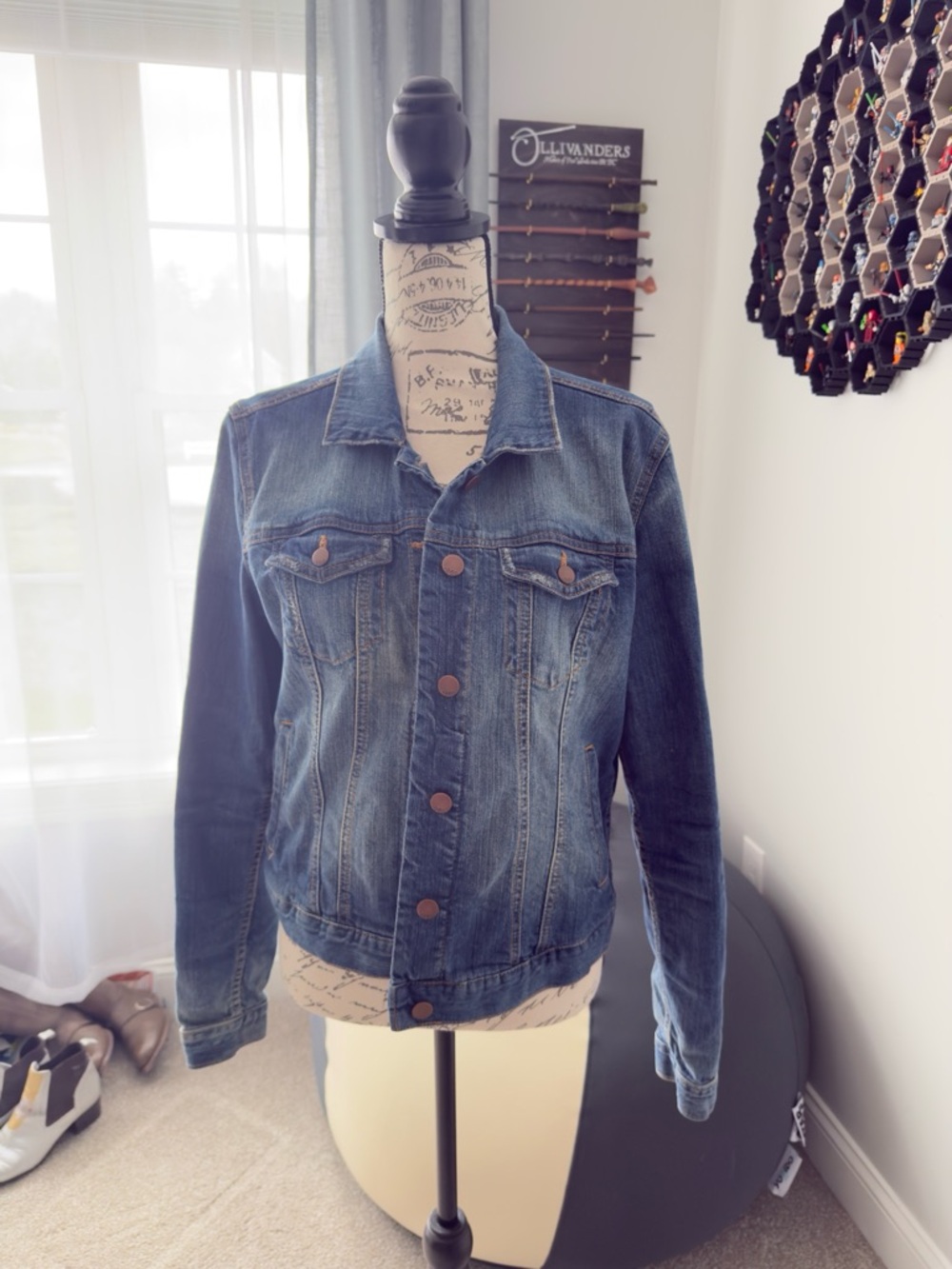 Vintage 90’s Women's Gap Denim Jacket